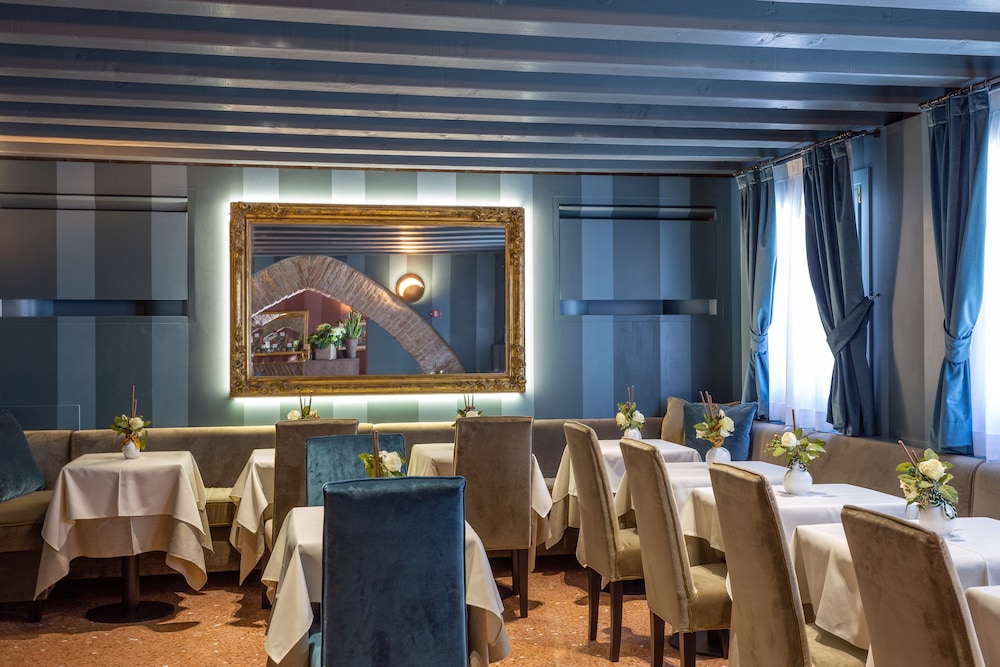 Hotel Tiziano — Restaurant & bars in Venice, Veneto