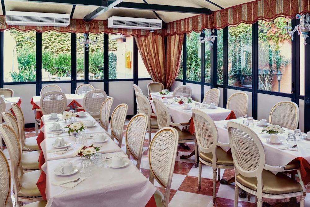 Hotel Tre Archi — Restaurant & bars in Venice, Veneto