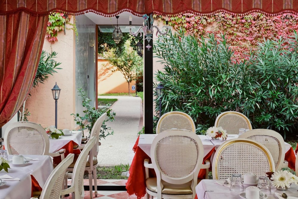 Hotel Tre Archi — Restaurant & bars in Venice, Veneto