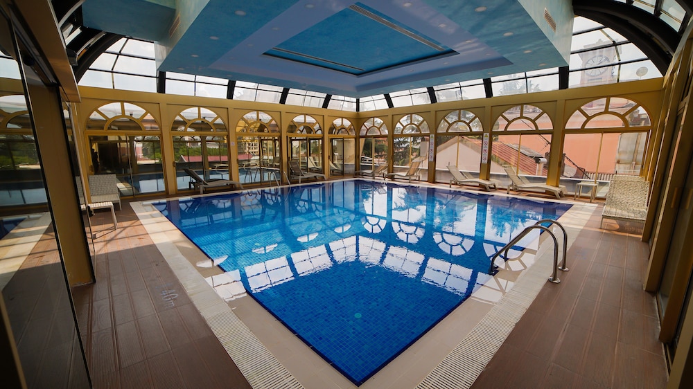 Wyndham Batumi - zdjęcie 2
