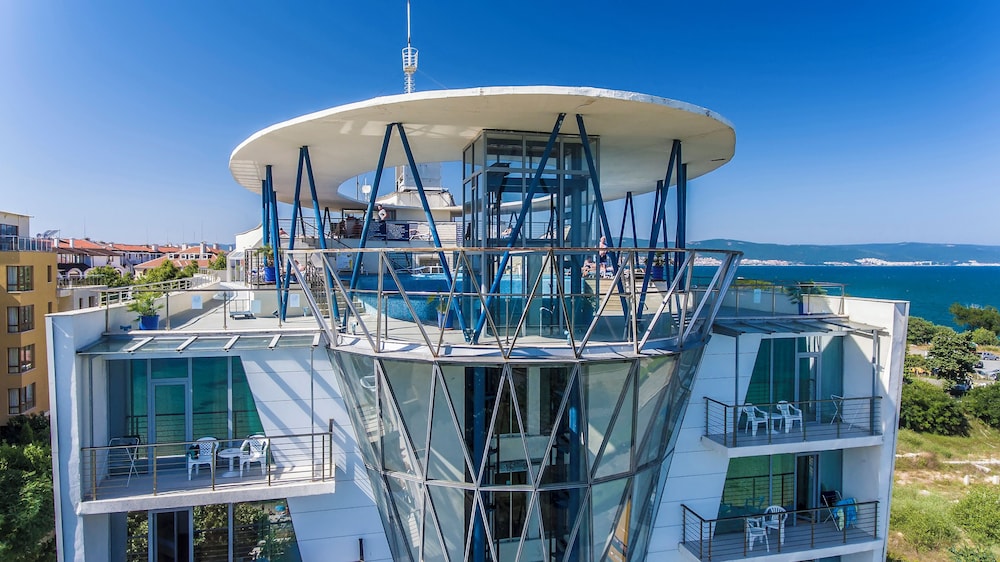 Hotel Marina Palace, Affiliated by Meliá — Hotel building in Nessebar, Burgas Region