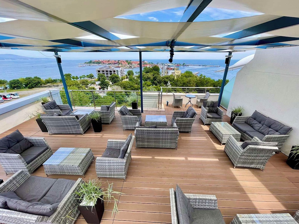 Hotel Marina Palace, Affiliated by Meliá — Restaurant & bars in Nessebar, Burgas Region