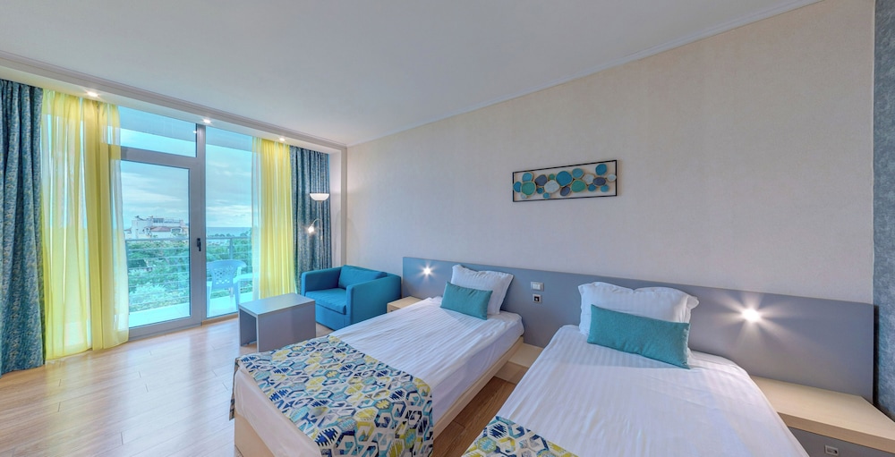 Hotel Marina Palace, Affiliated by Meliá — Hotel rooms in Nessebar, Burgas Region