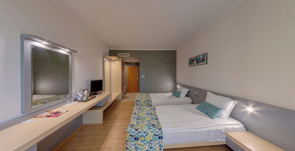 Hotel Marina Palace, Affiliated by Meliá — Hotel rooms in Nessebar, Burgas Region