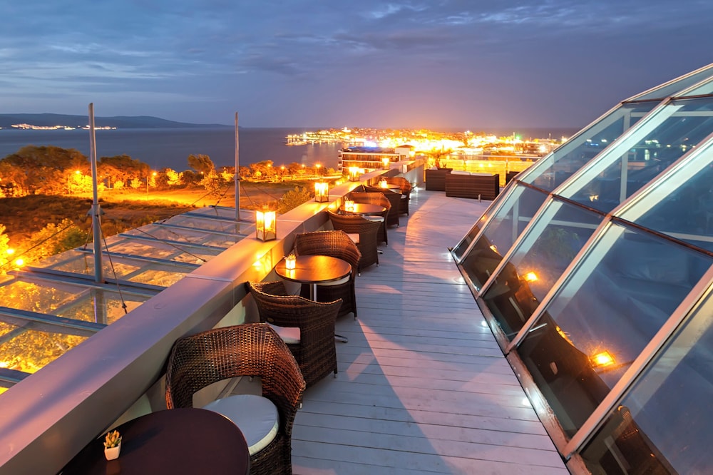 Hotel Marina Palace, Affiliated by Meliá — Restaurant & bars in Nessebar, Burgas Region