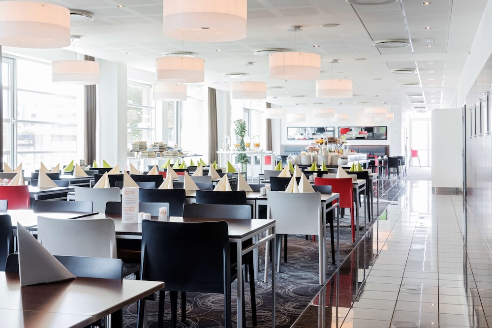 Scandic Sluseholmen — Restaurant & bars in Copenhagen, Hovedstaden