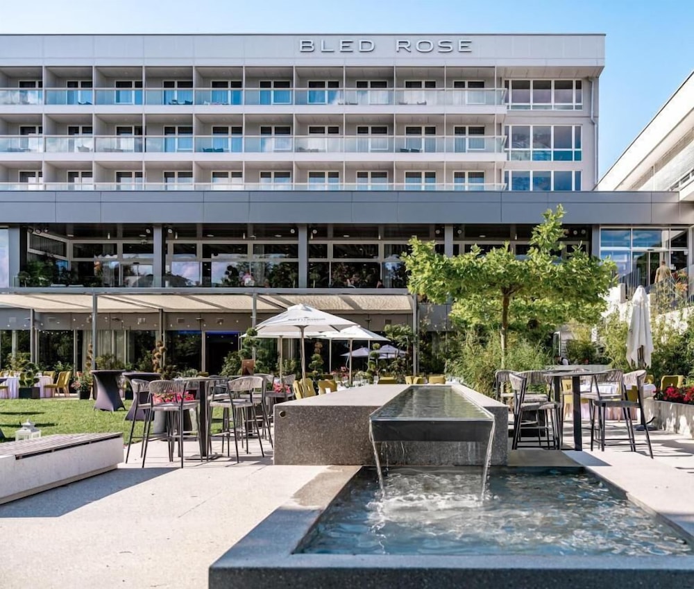Bled Rose Hotel - zdjęcie 2