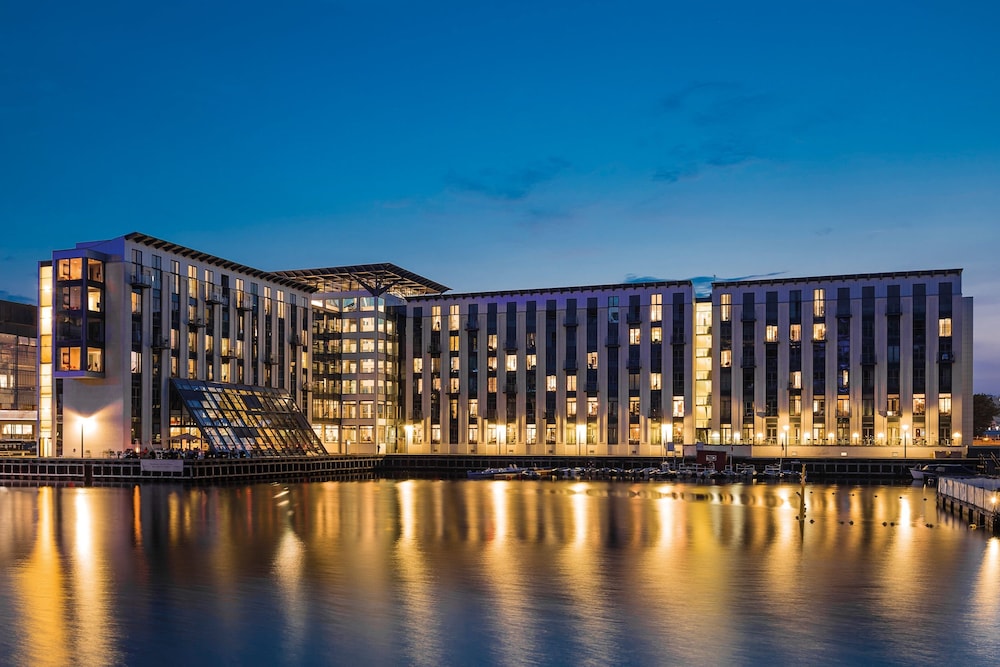 Copenhagen Island Hotel — Hotel building in Copenhagen, Hovedstaden