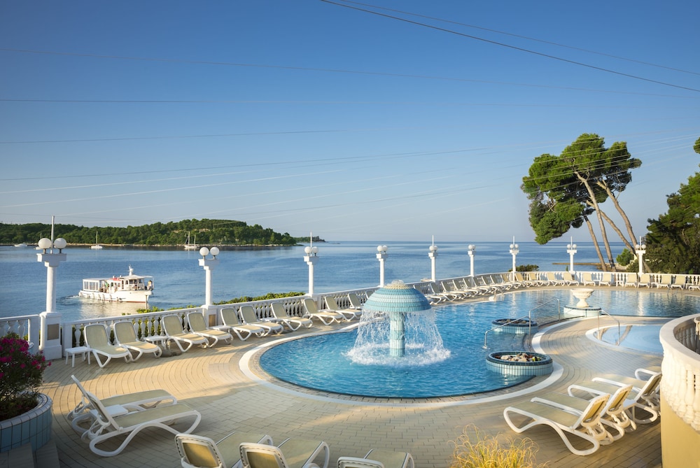 Maistra Select Island Hotel Katarina — Swimming pool in Rovinj, Istria