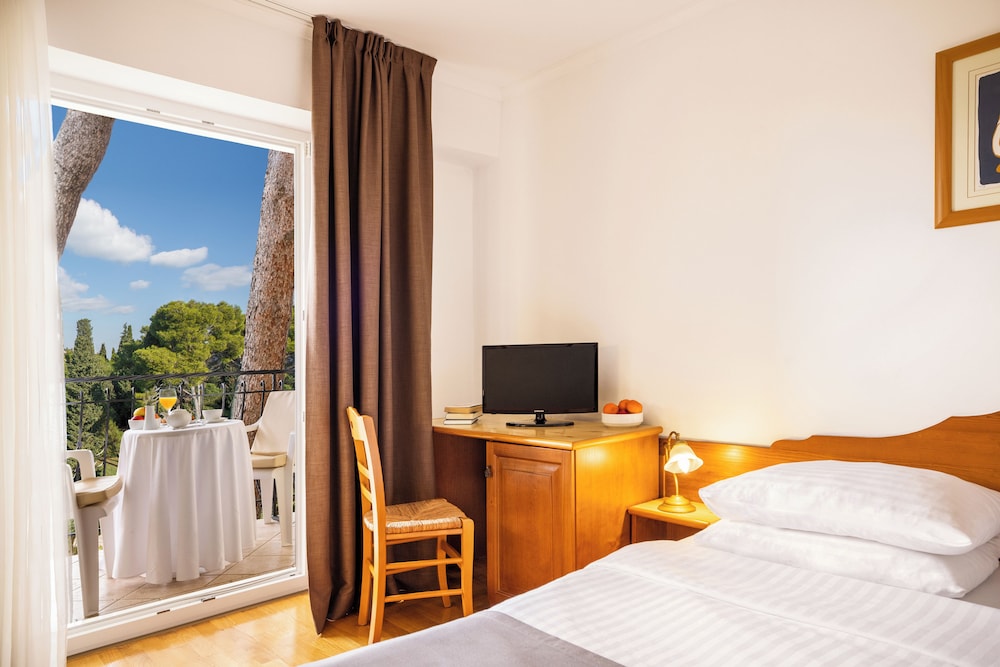Maistra Select Island Hotel Katarina — Hotel rooms in Rovinj, Istria