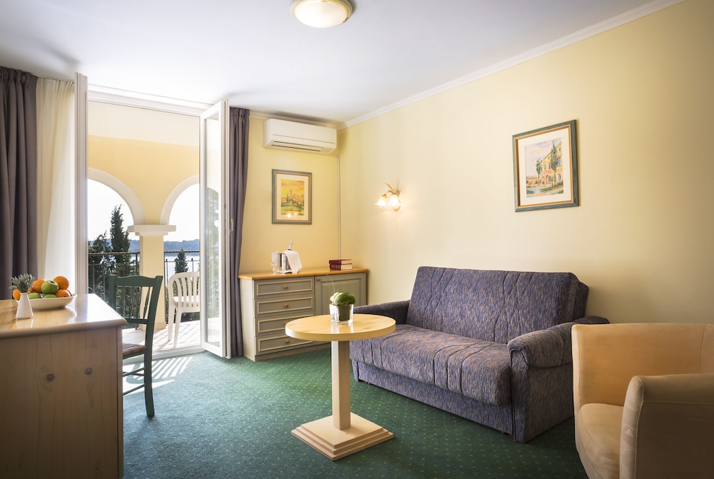 Maistra Select Island Hotel Katarina — Hotel rooms in Rovinj, Istria