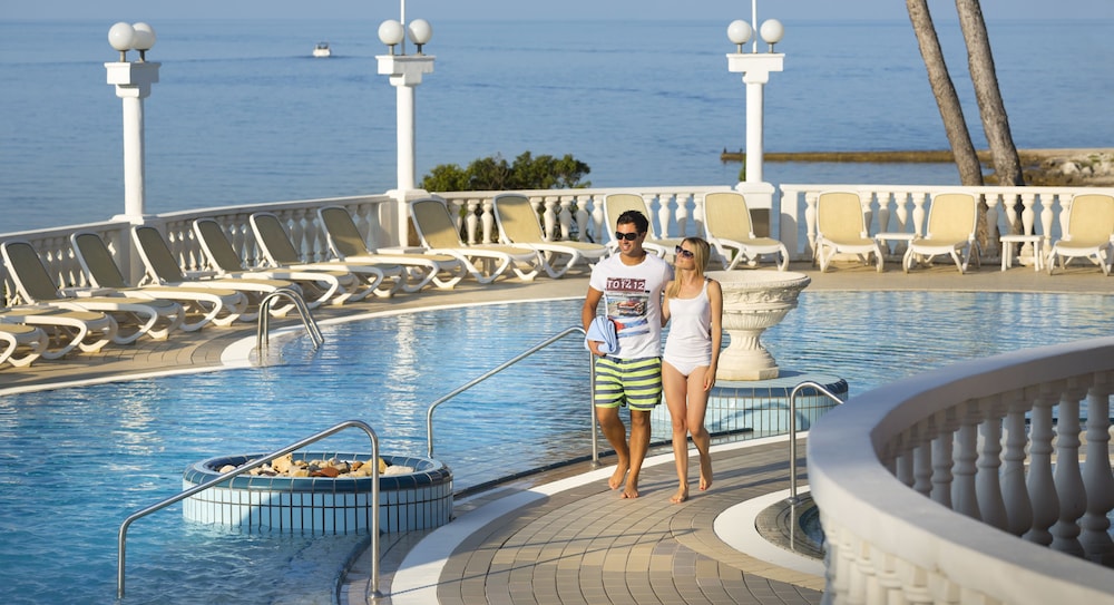 Maistra Select Island Hotel Katarina — Swimming pool in Rovinj, Istria