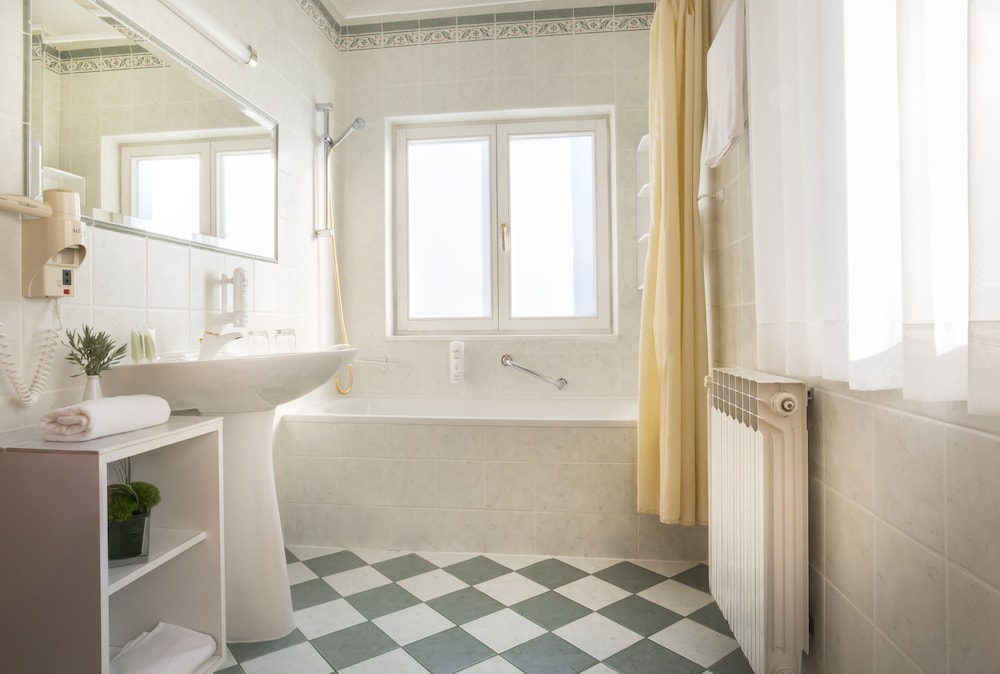 Maistra Select Island Hotel Katarina — Hotel rooms in Rovinj, Istria
