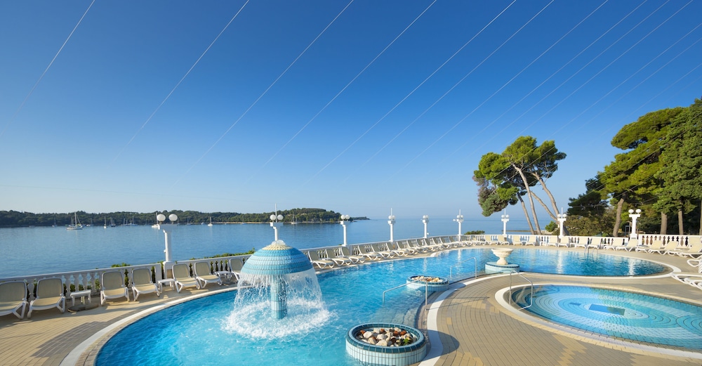 Maistra Select Island Hotel Katarina — Swimming pool in Rovinj, Istria