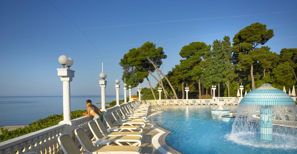 Maistra Select Island Hotel Katarina — Swimming pool in Rovinj, Istria