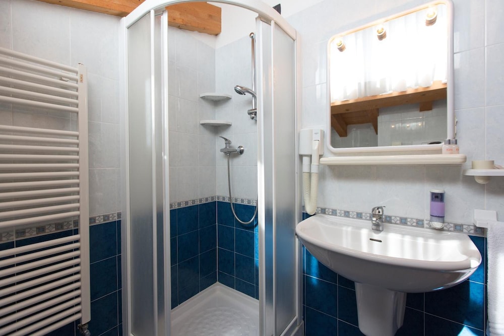 Hotel Kennedy — Hotel rooms in Jesolo, Veneto