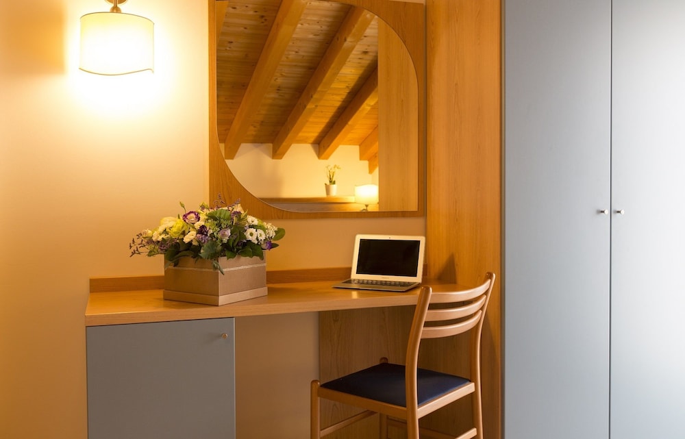 Hotel Kennedy — Hotel rooms in Jesolo, Veneto