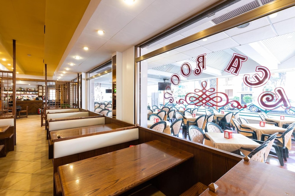 Hotel Kennedy — Restaurant & bars in Jesolo, Veneto