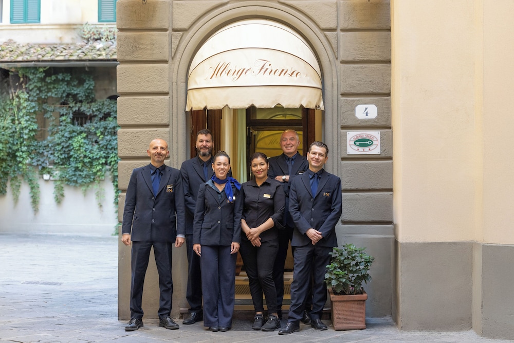 Albergo Firenze — Hotel building in Florence, Tuscany