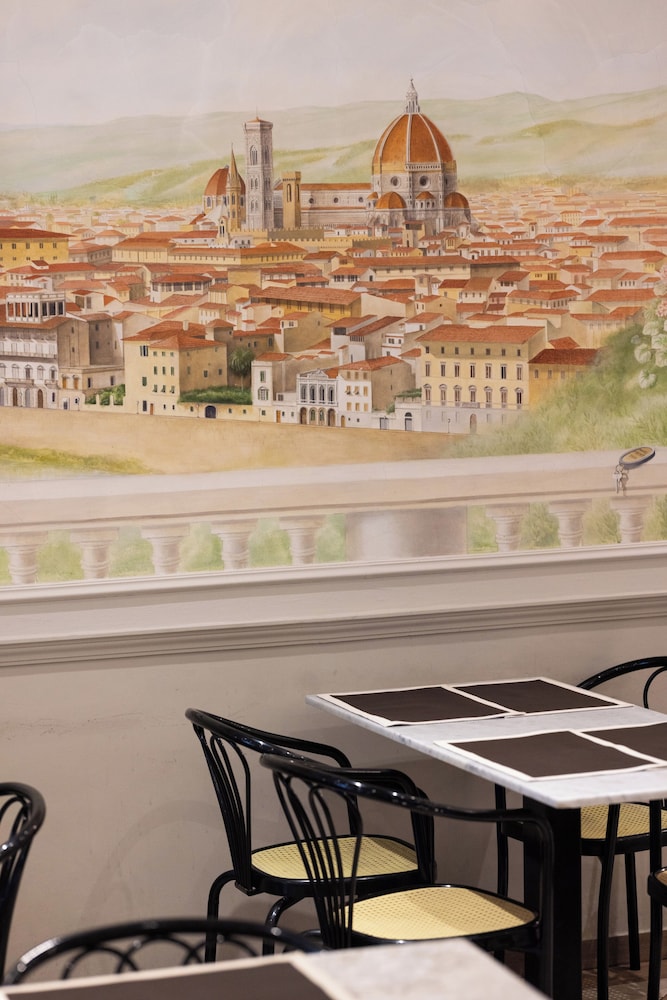 Albergo Firenze — Restaurant & bars in Florence, Tuscany