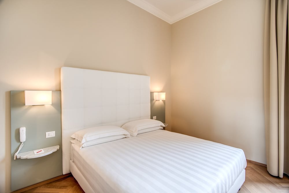Hotel Ariele — Hotel rooms in Florence, Tuscany