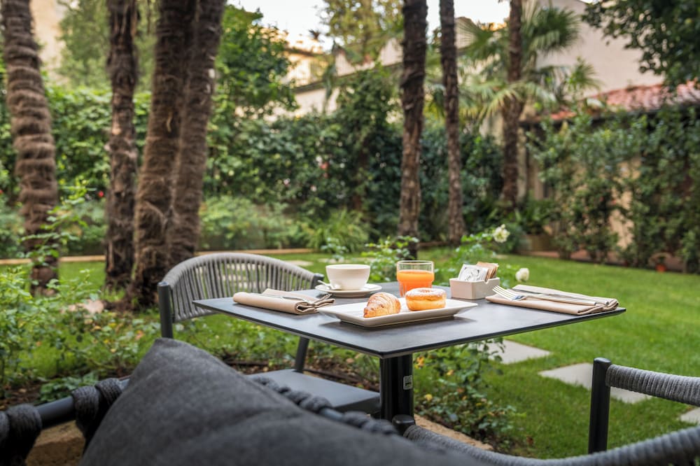 Hotel Ariele — Restaurant & bars in Florence, Tuscany