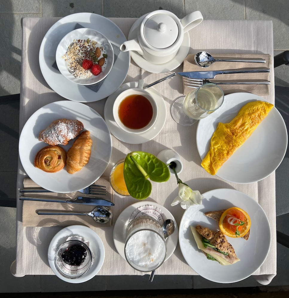 Hotel Ariele — Restaurant & bars in Florence, Tuscany