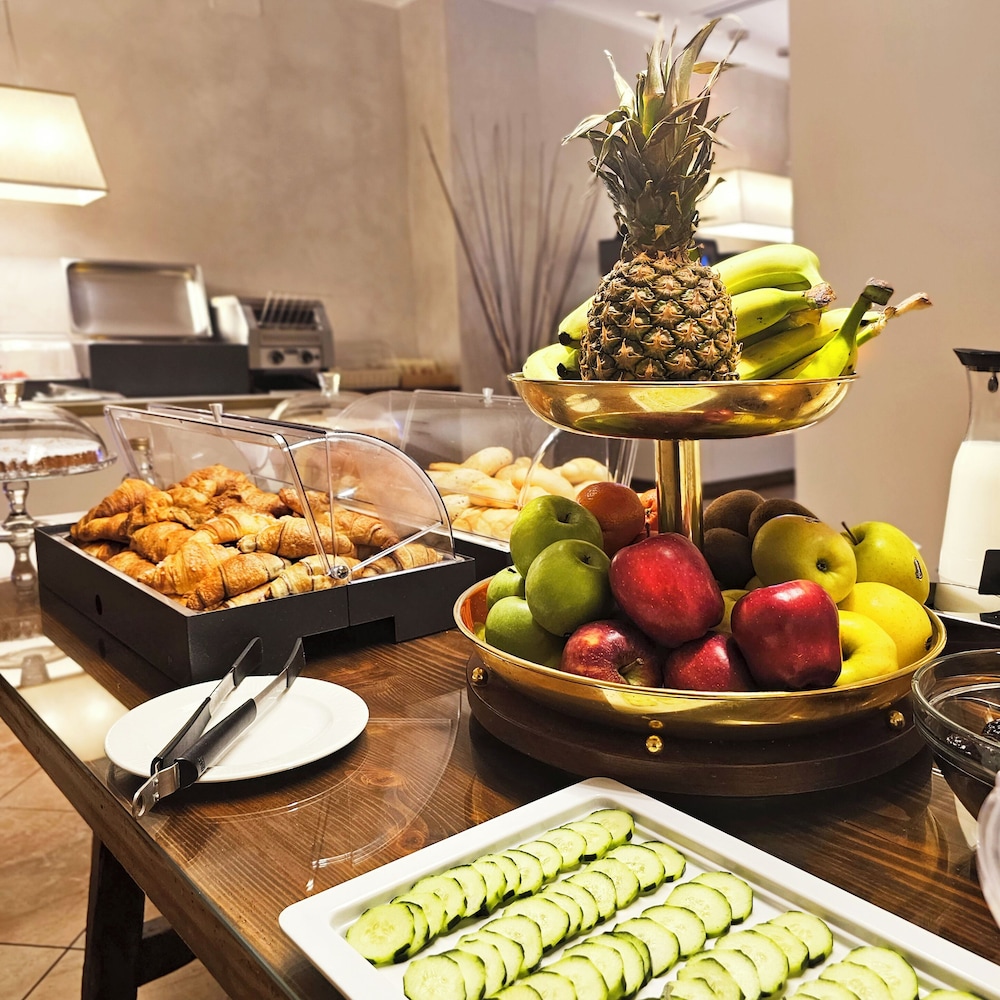Hotel Atlantic Palace — Restaurant & bars in Florence, Tuscany