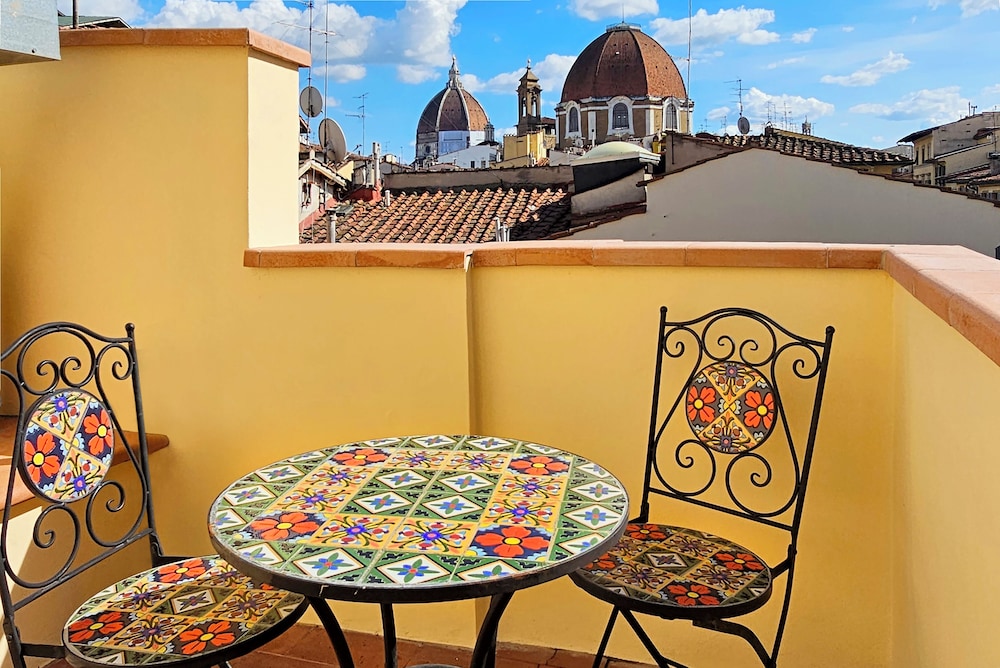 Hotel Atlantic Palace — Restaurant & bars in Florence, Tuscany
