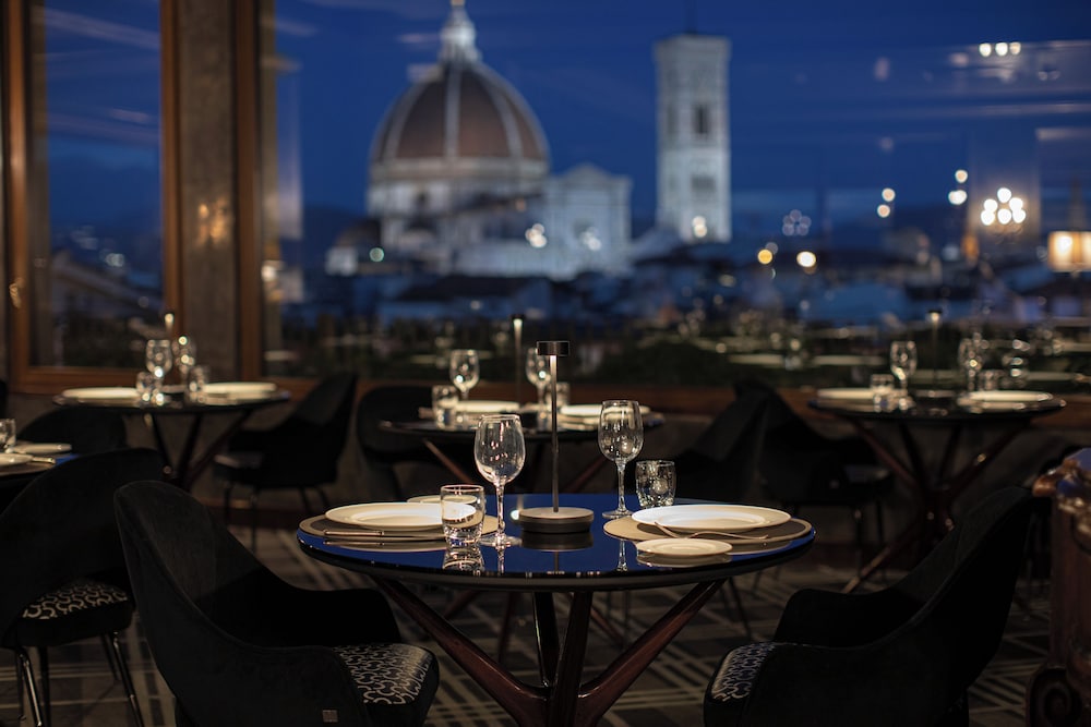 Grand Hotel Baglioni — Restaurant & bars in Florence, Tuscany