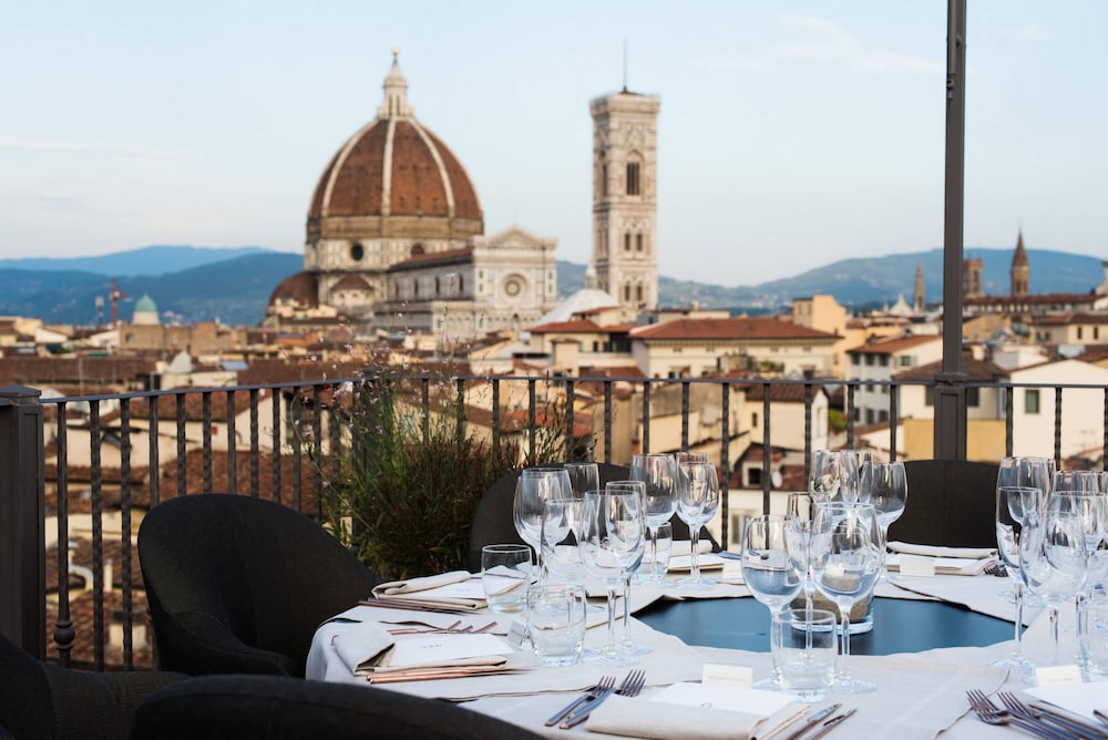 Grand Hotel Baglioni — Restaurant & bars in Florence, Tuscany