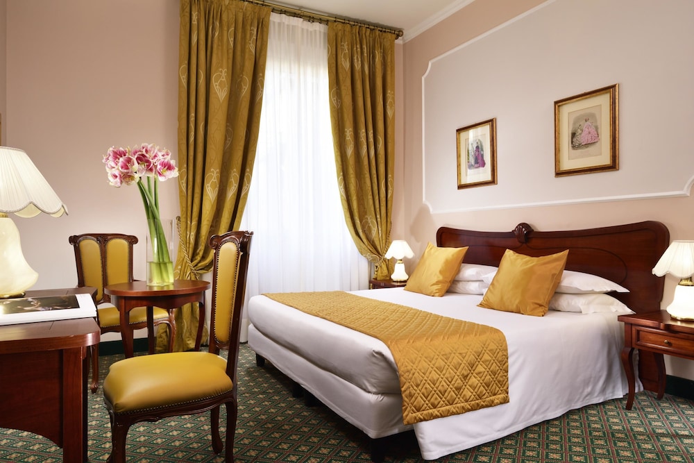 Hotel Berchielli — Hotel rooms in Florence, Tuscany