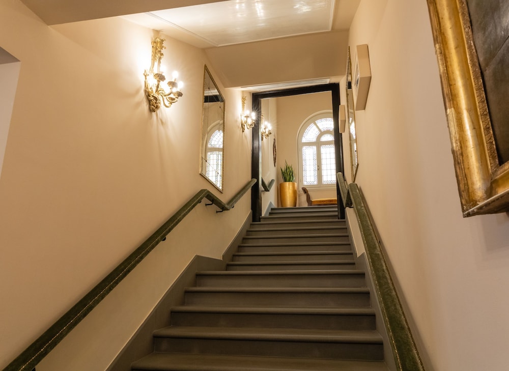 Bernini Palace — Hotel building in Florence, Tuscany