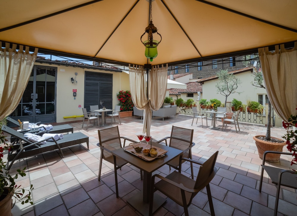 Bernini Palace — Restaurant & bars in Florence, Tuscany