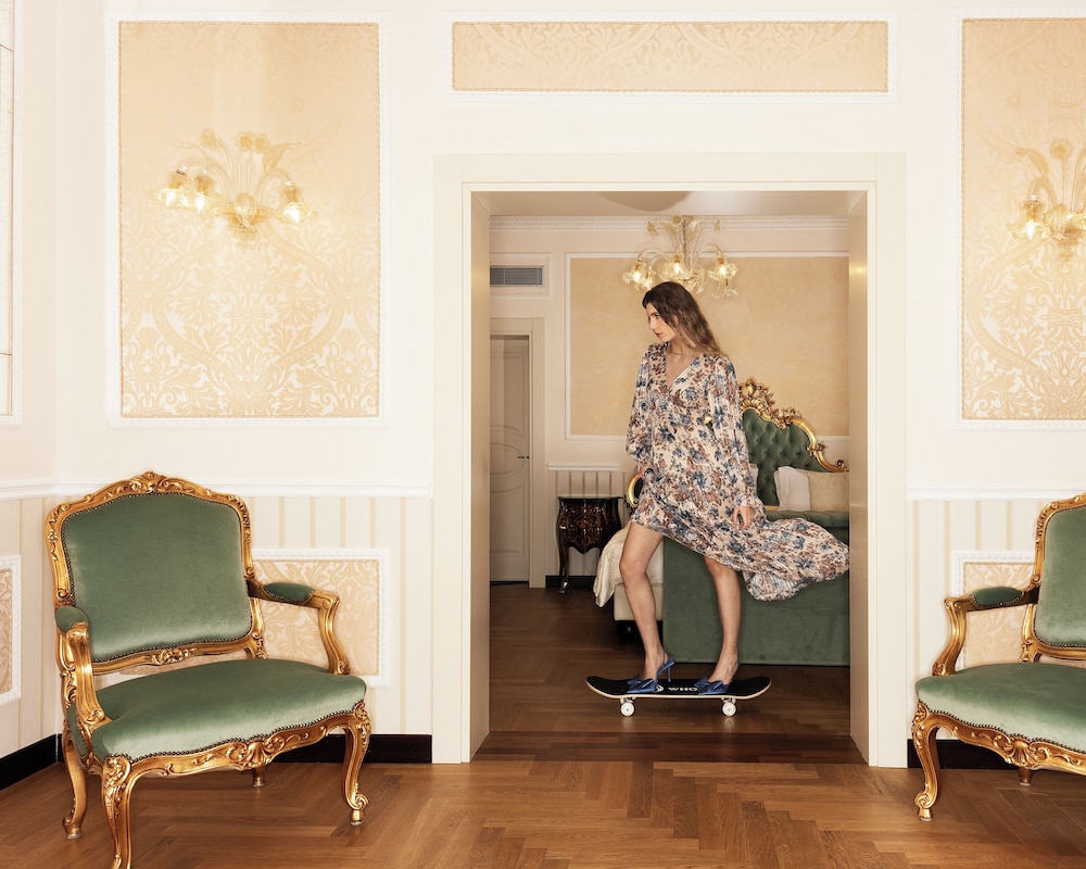 Bernini Palace — Hotel rooms in Florence, Tuscany