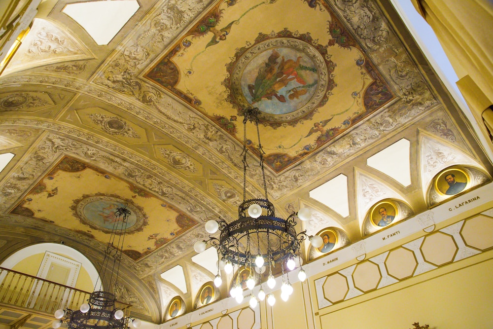 Bernini Palace — Hotel building in Florence, Tuscany