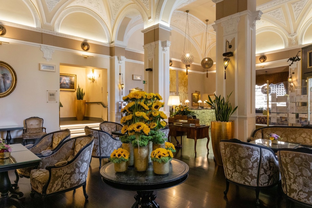 Bernini Palace — Hotel building in Florence, Tuscany