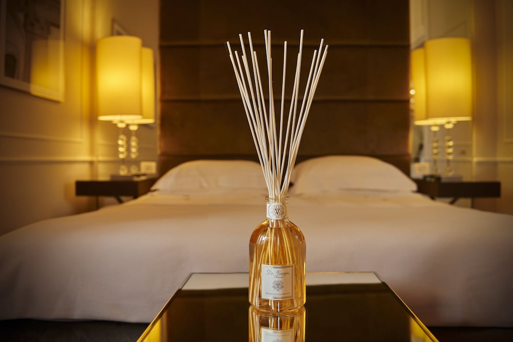 Brunelleschi Hotel — Hotel rooms in Florence, Tuscany