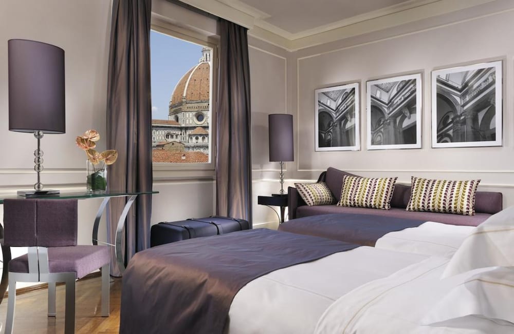 Brunelleschi Hotel — Hotel rooms in Florence, Tuscany