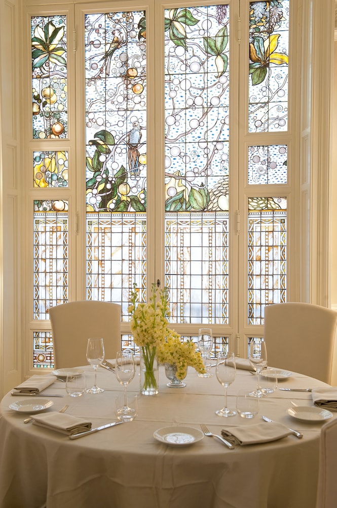 Brunelleschi Hotel — Restaurant & bars in Florence, Tuscany