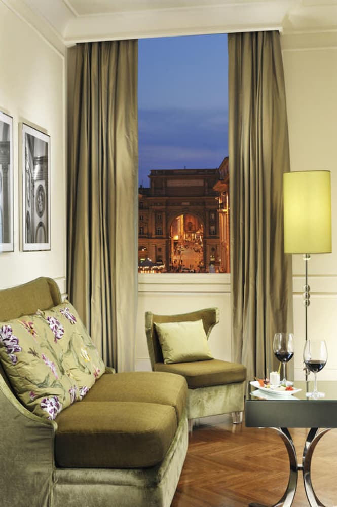 Brunelleschi Hotel — Hotel rooms in Florence, Tuscany