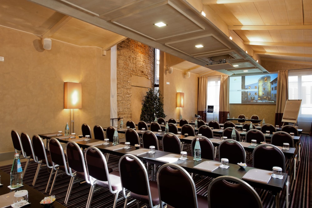 Brunelleschi Hotel — Hotel building in Florence, Tuscany