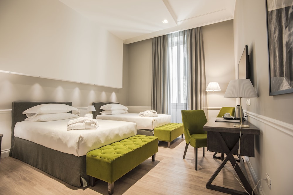 Palazzo Castri 1874 Spa & Garden — Hotel rooms in Florence, Tuscany