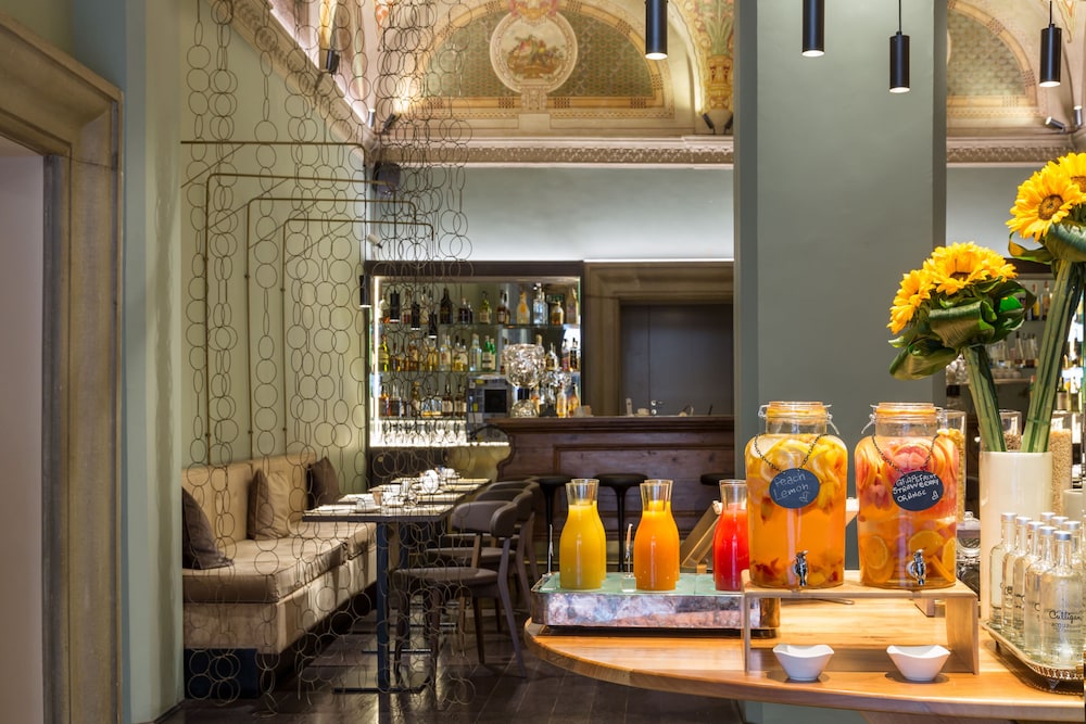 Grand Hotel Cavour — Restaurant & bars in Florence, Tuscany