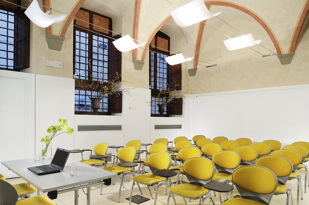 Grand Hotel Cavour — Hotel building in Florence, Tuscany