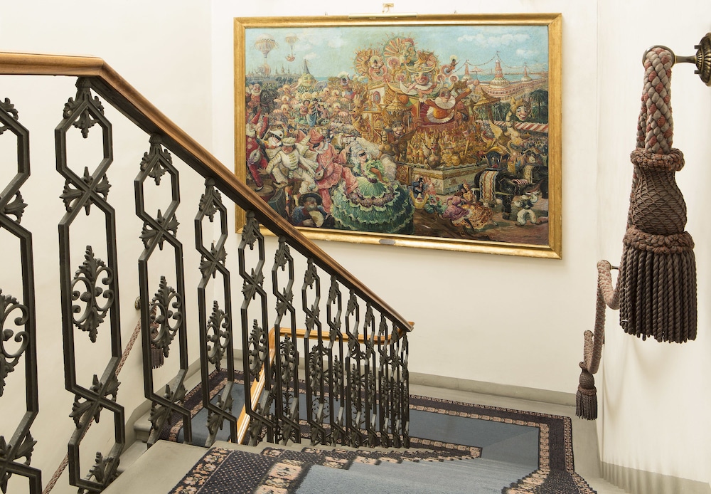 Grand Hotel Cavour — Hotel building in Florence, Tuscany