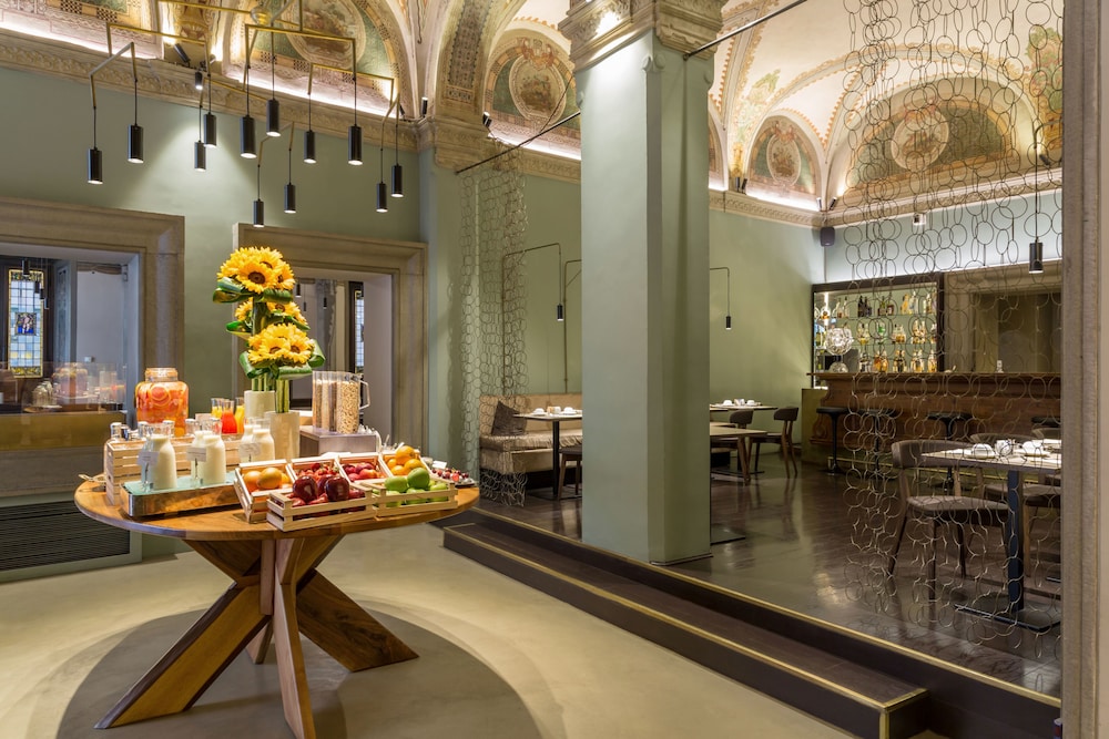 Grand Hotel Cavour — Restaurant & bars in Florence, Tuscany