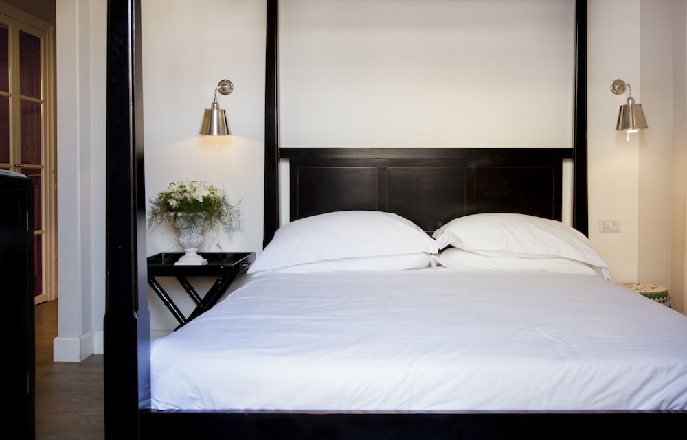 Cellai Boutique Hotel — Hotel rooms in Florence, Tuscany
