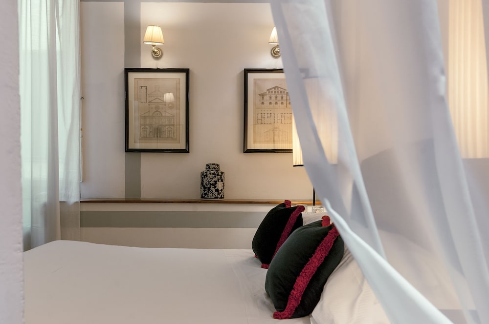 Cellai Boutique Hotel — Hotel rooms in Florence, Tuscany