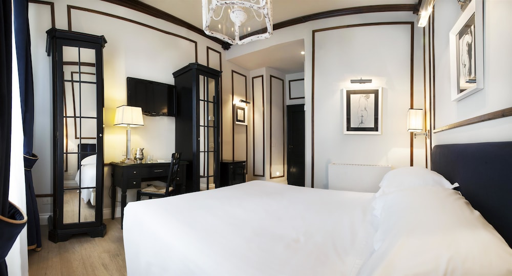 Cellai Boutique Hotel — Hotel rooms in Florence, Tuscany